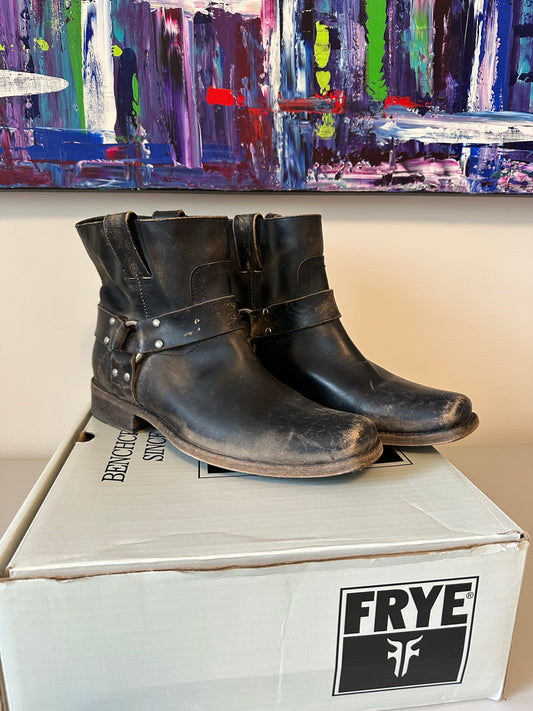 Frye Smith Harness Short Black Leather Ankle Boots | Size 10