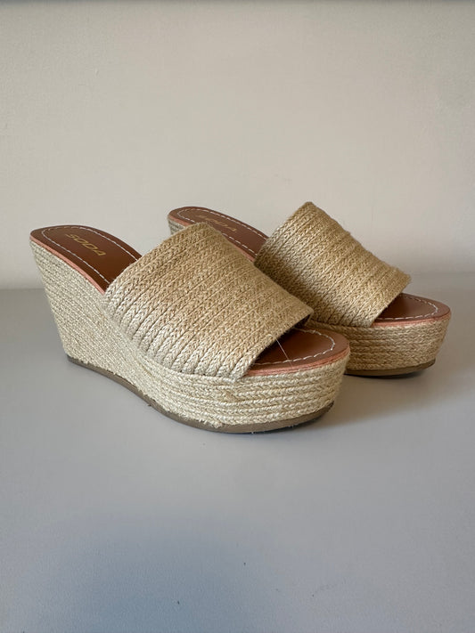 Soda Beige Woven Raffia Platform Wedge Slide Sandals | Size 10