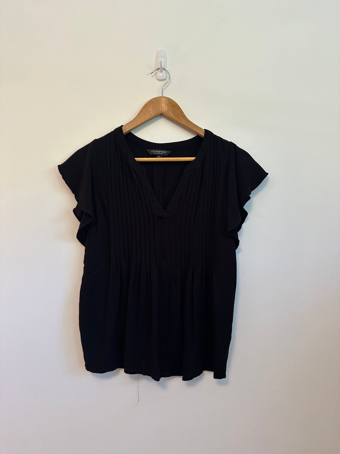 Liverpool Los Angeles Short Sleeve Black T-Shirt Blouse | Size XS