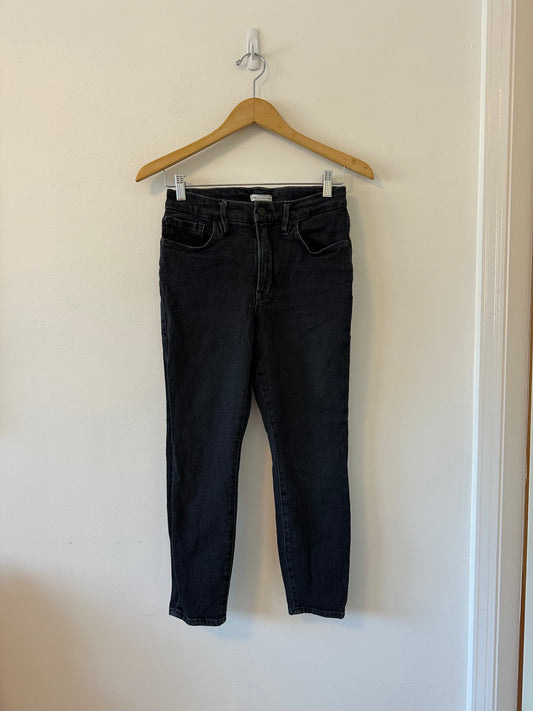 Good American Low Rise Skinny Jeans in Gray | Size 29