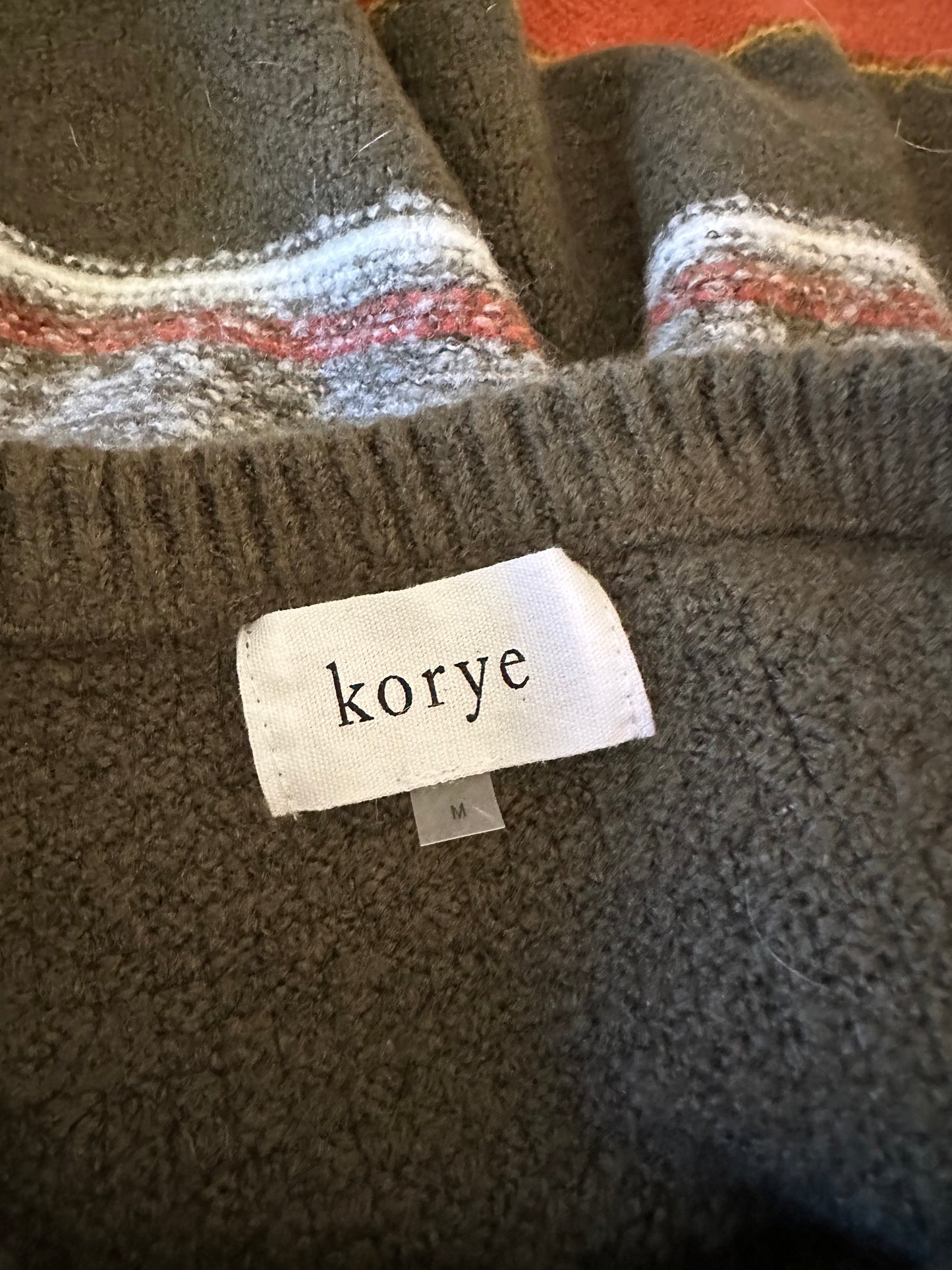 Korye Red and Brown Colorblock Sweater | Size Medium