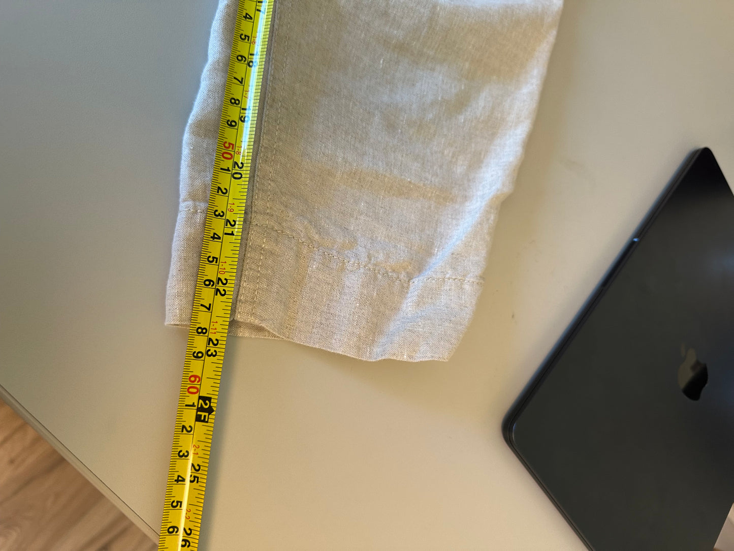 L.L. Bean Premium Linen Pull-On Ankle Pants in Oatmeal | Size 8 Petite