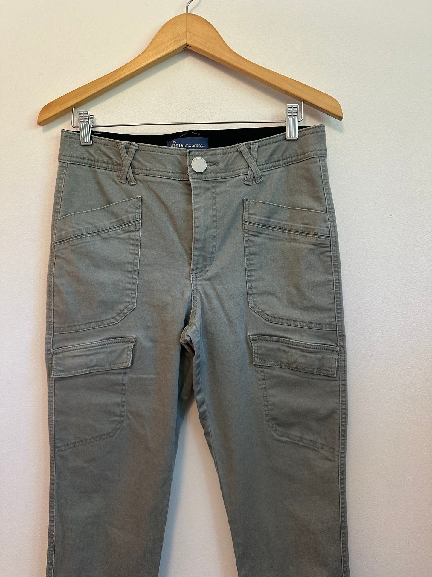 Democracy Olive Green "Ab" Technology Stretch Cargo Pants | Size 8P