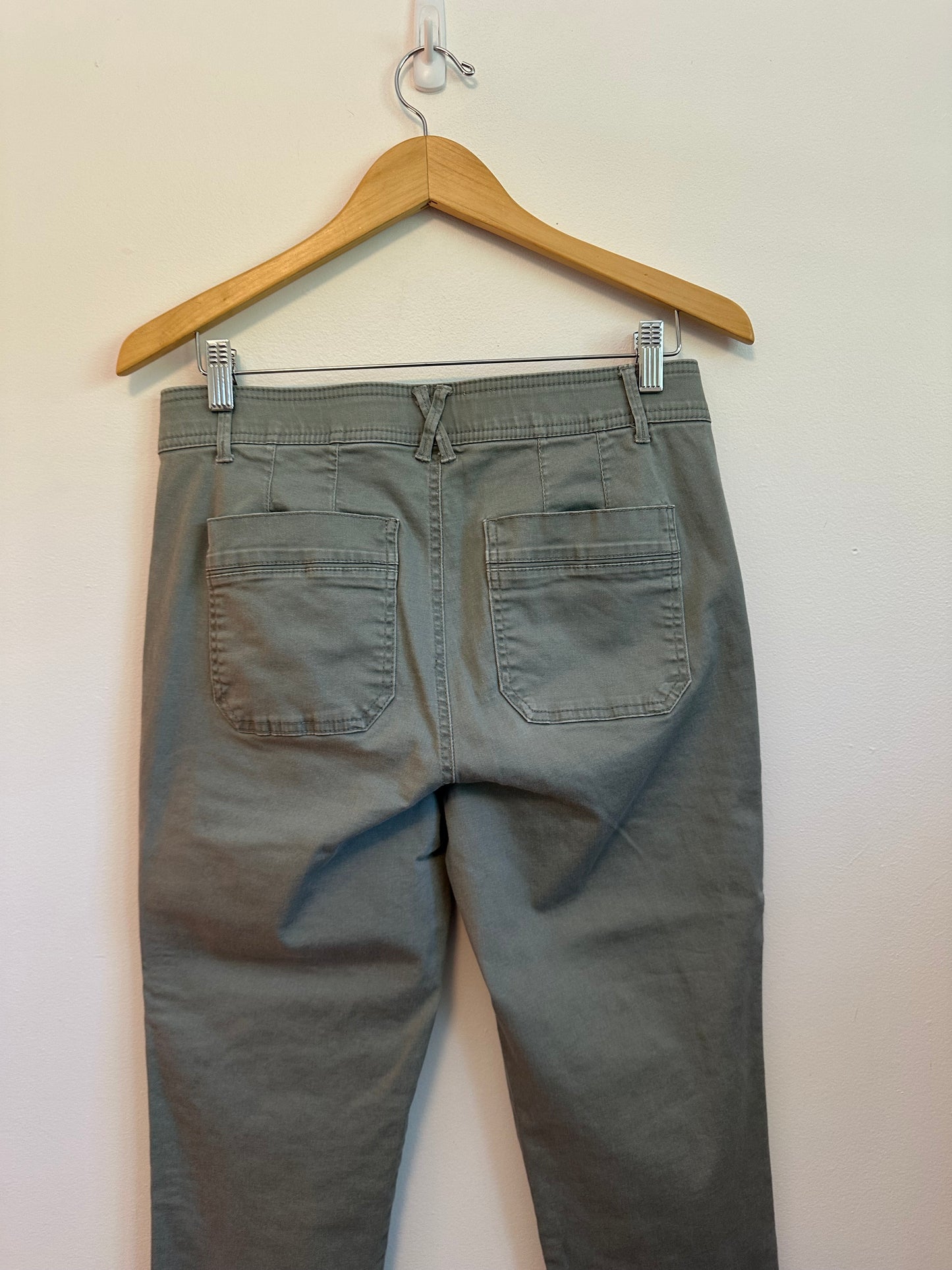 Democracy Olive Green "Ab" Technology Stretch Cargo Pants | Size 8P