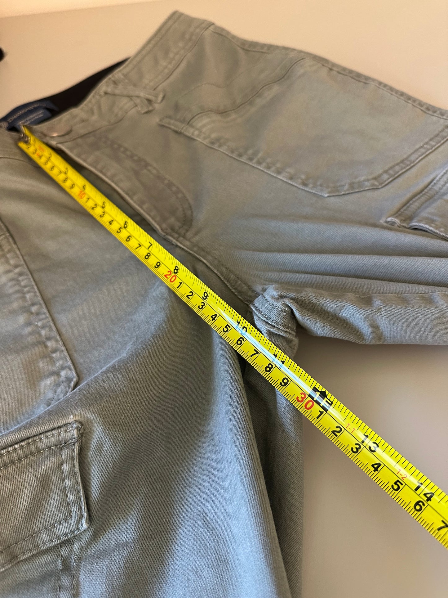 Democracy Olive Green "Ab" Technology Stretch Cargo Pants | Size 8P