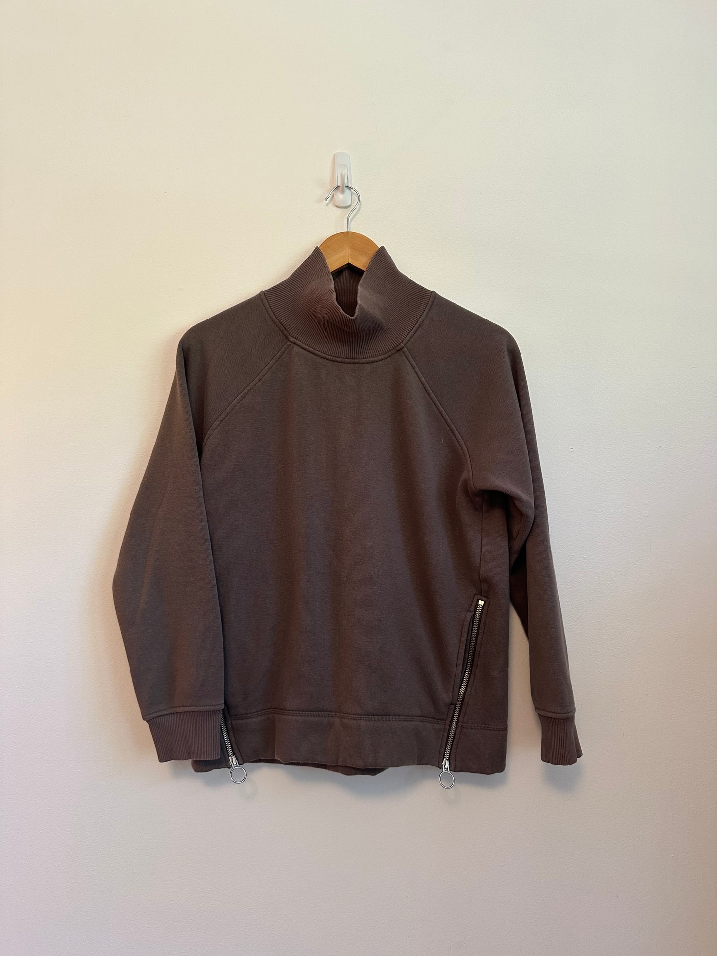 Athleta Cozy Karma Twist Neck Sweatshirt in Brown | Size XS