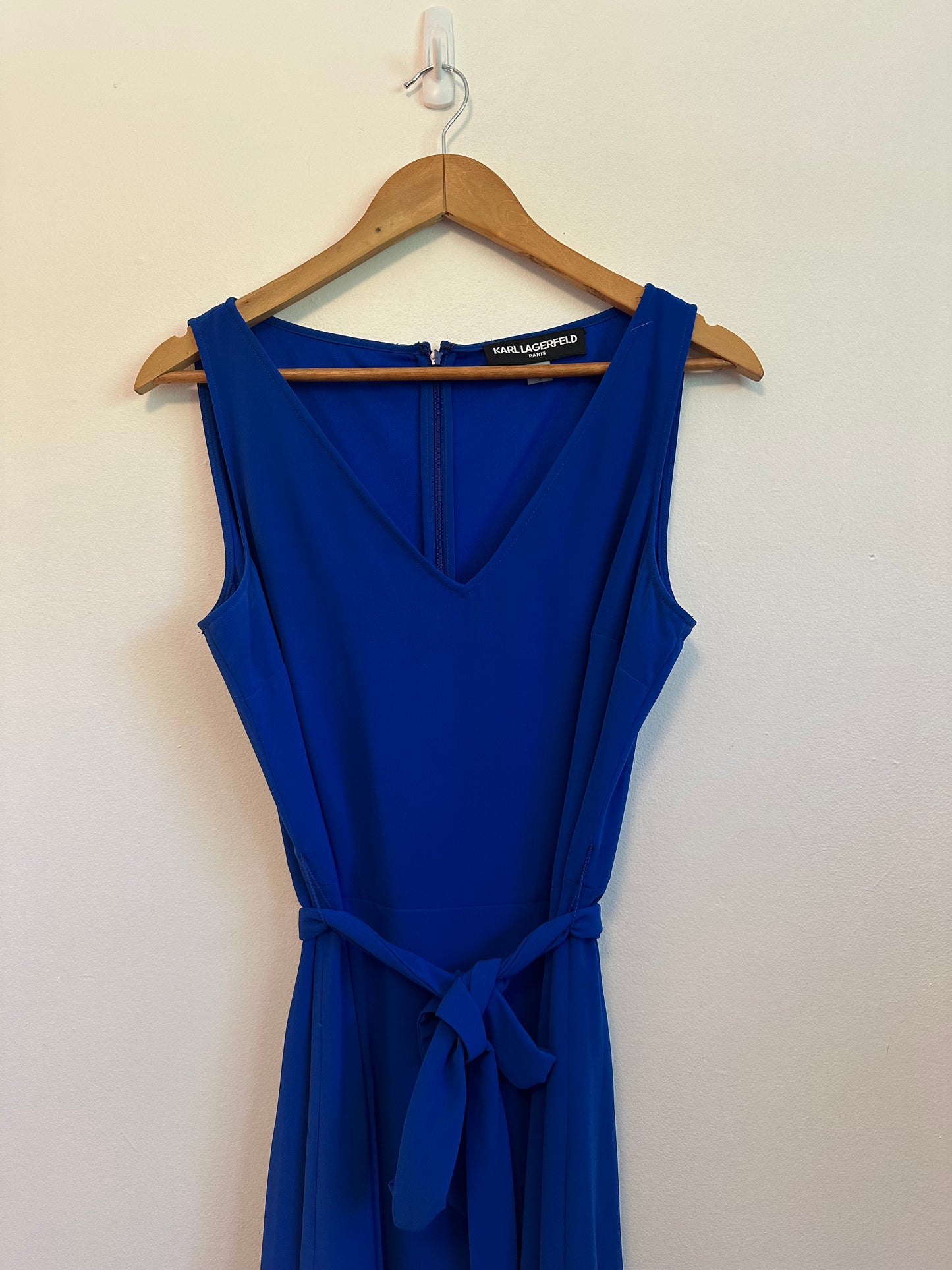 Karl Lagerfeld Crepe Belted V-Neck Cocktail Dress | Size 8