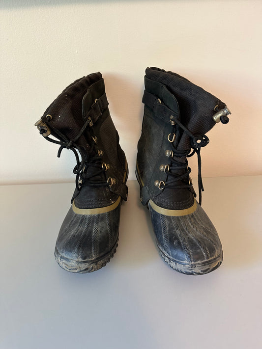 Sorel Conquest Carly Black Leather Waterproof Winter Boots | Size 7.5