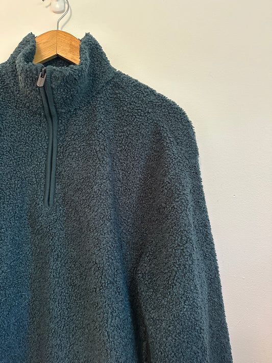 Athleta Sherpa Fleece Quarter Zip Pullover in Forest Green | Size Medium