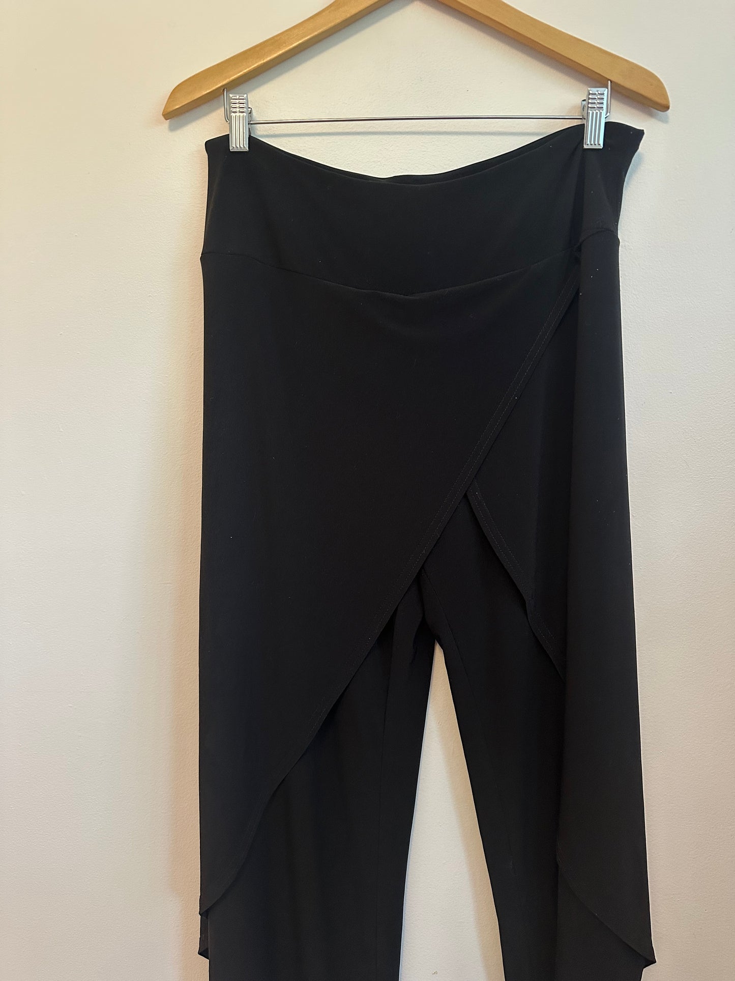 Joseph Ribkoff Black Classic Overlay Pant | Size 12