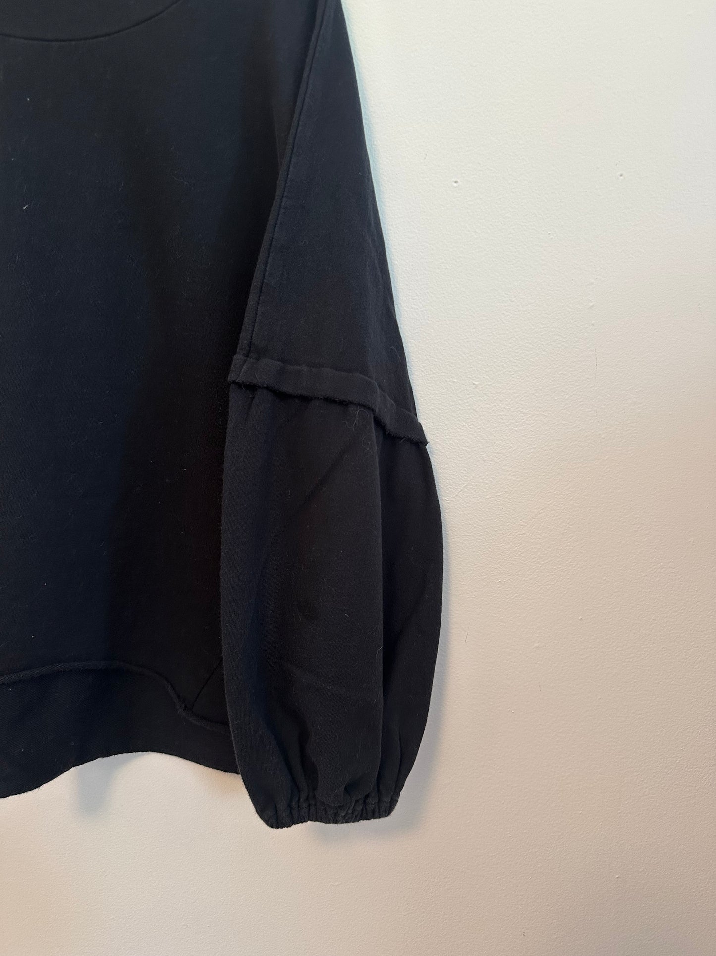 Planet Billow Sleeve Sweatshirt in Black Cotton | Size 1