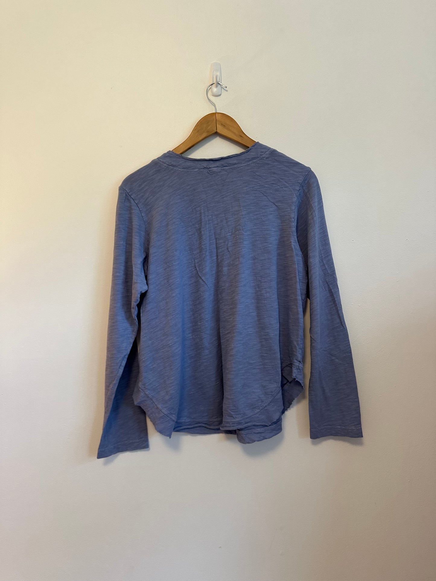 Wilt Cotton Split Neck Long Sleeve T-Shirt in Periwinkle Purple | Size Large