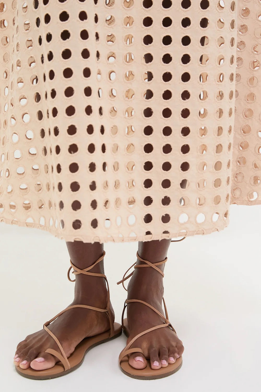 Tuckernuck Tan Cotton Eyelet Eve Skirt | Size XS