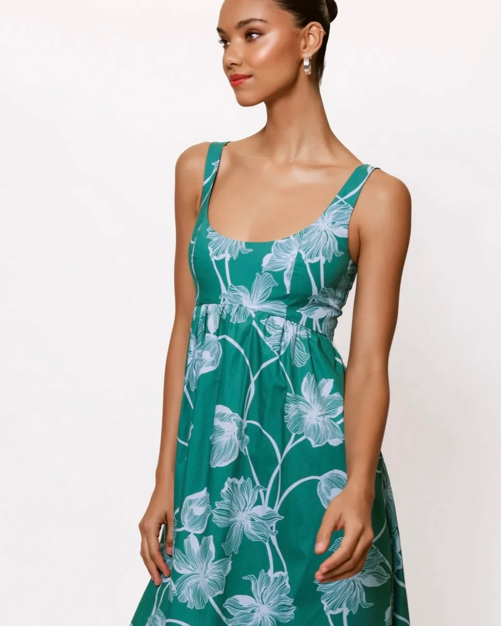 NWT Hutch Arley Midi Dress in Green Floral | Size Medium