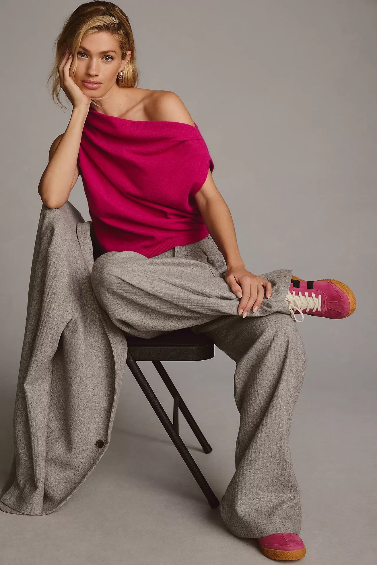 ASTR The Label Devin Wide-Neck Sweater in Pink | Size Medium