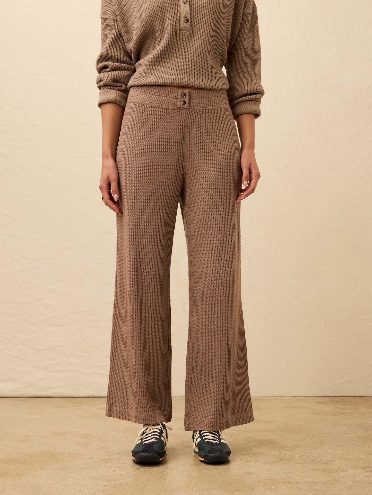 NWT Faherty Apres Waffle Cotton Pants in Wood Smoke | Size XL
