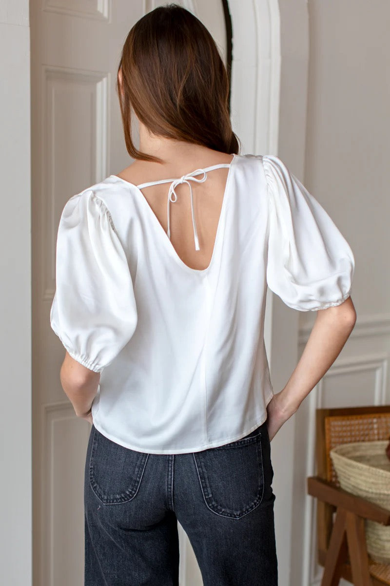 NWT Emerson Fry V Top in Ivory Silk | Size Medium