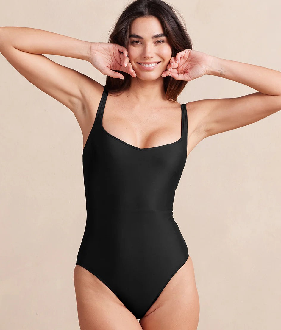New Summersalt The Seascape Sweetheart One Piece in Black | Size 2