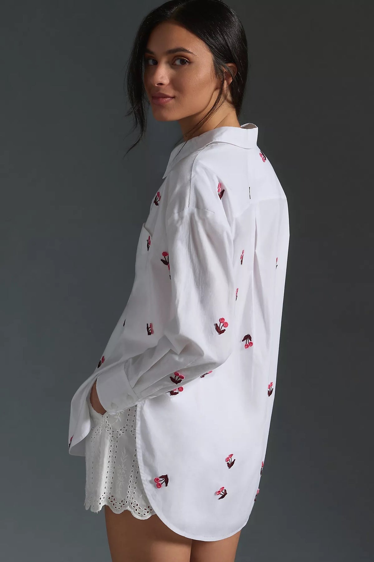 Maeve x Anthropologie Embroidered Cherry Blossom Button Down Shirt | Size Medium