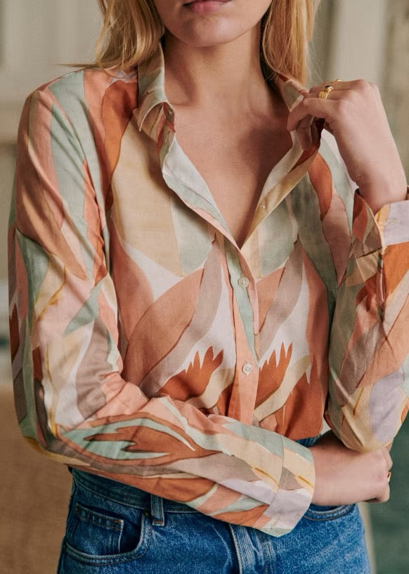 Sezane Pierro Button Down Shirt in Earth Tones Leaf Print | Size 40 / US 8