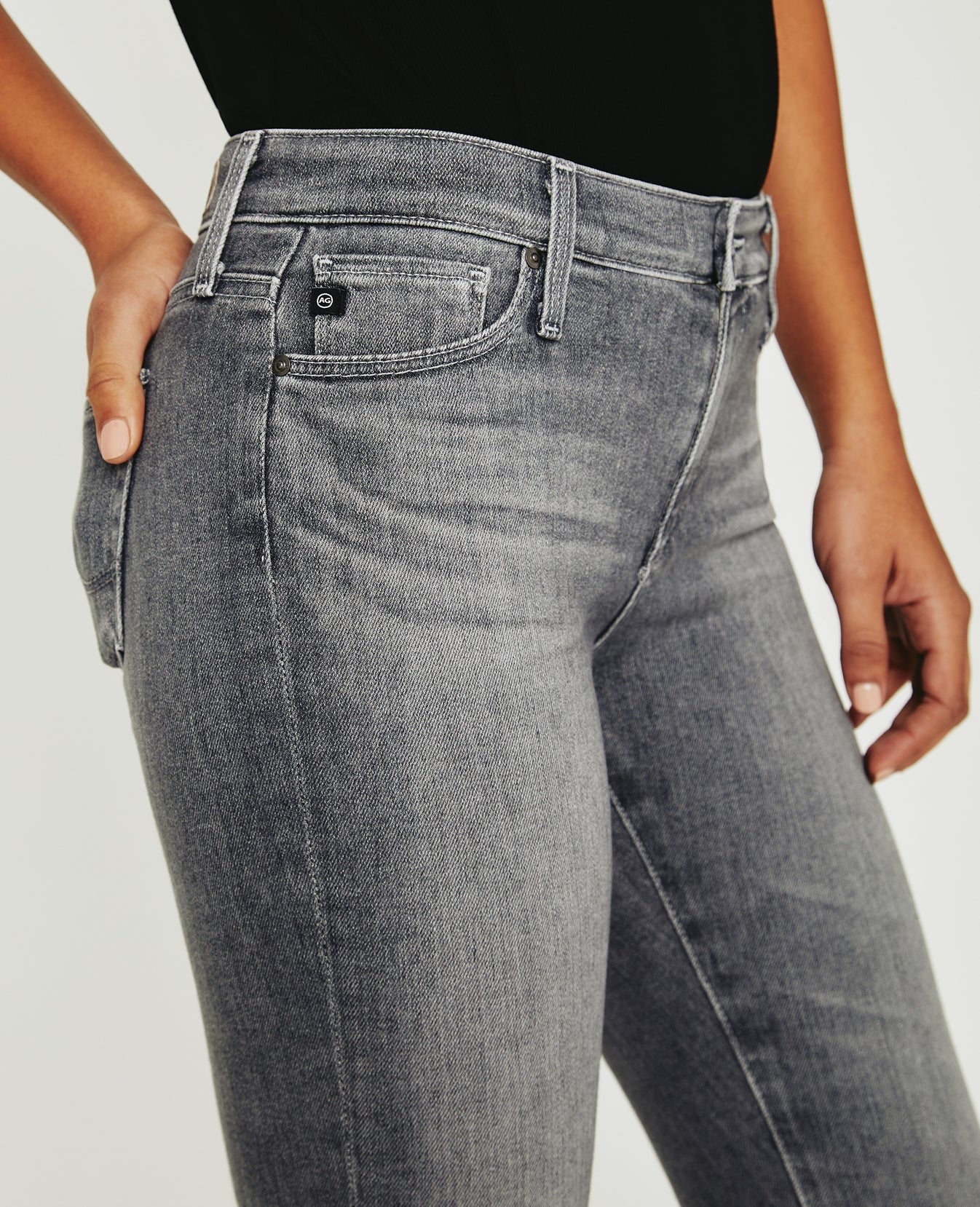 AG Jeans Farrah Skinny Mid-Rise Ankle Jeans in Unpaved Wash | Size 27