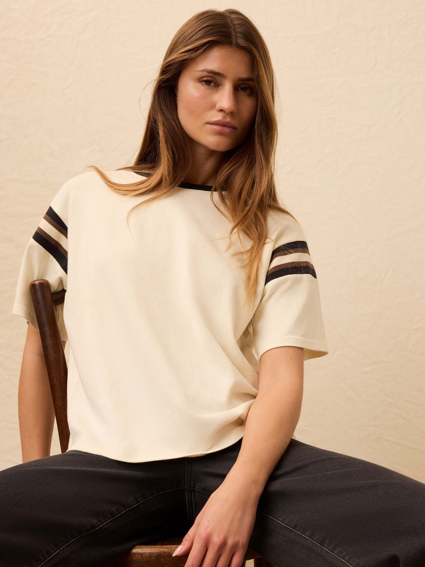 Faherty Sport Jersey Throwback Tee in Phantom Varsity | Size Medium